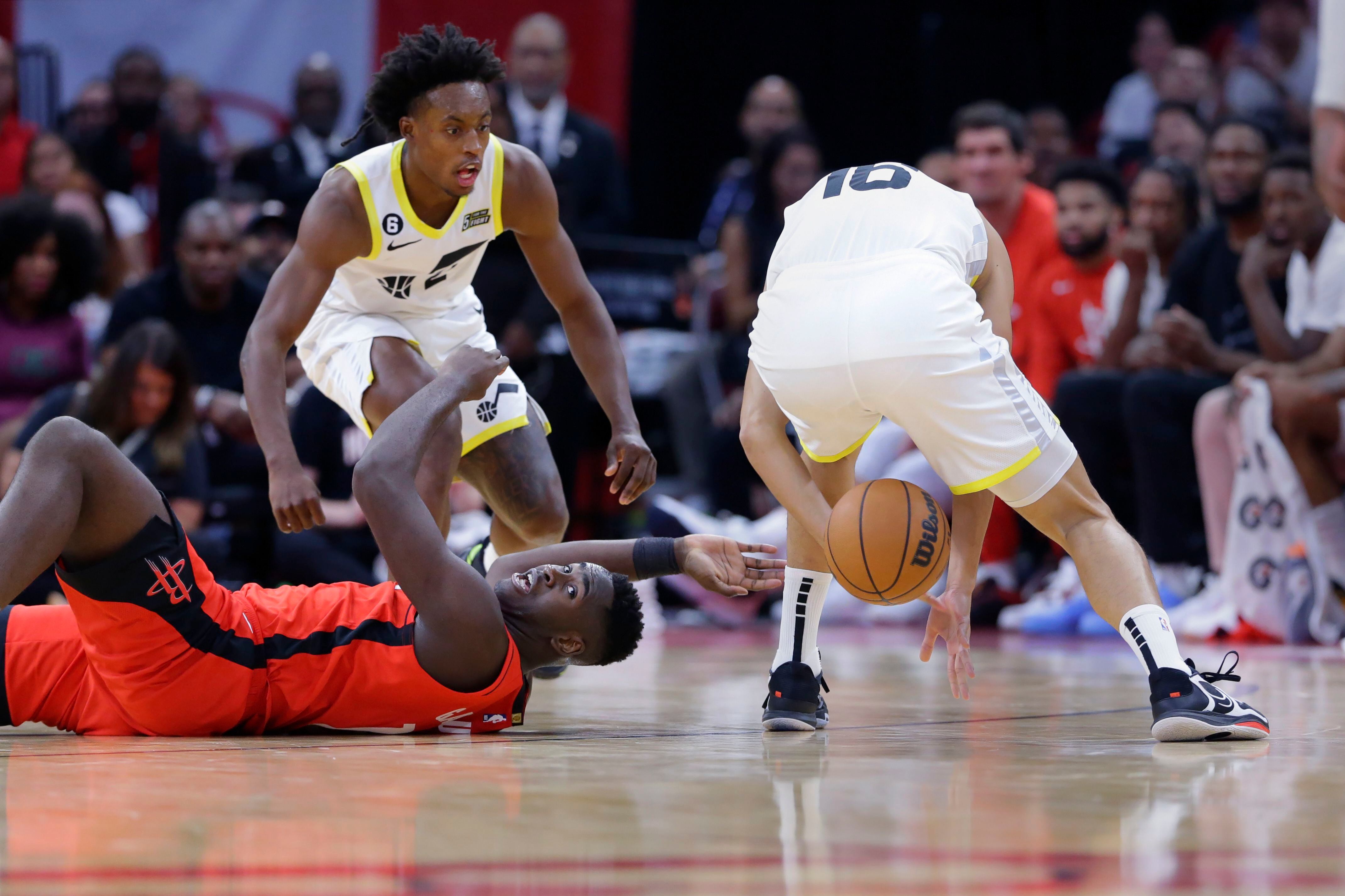 Previously winless Rockets hand Jazz first loss, 114-108 