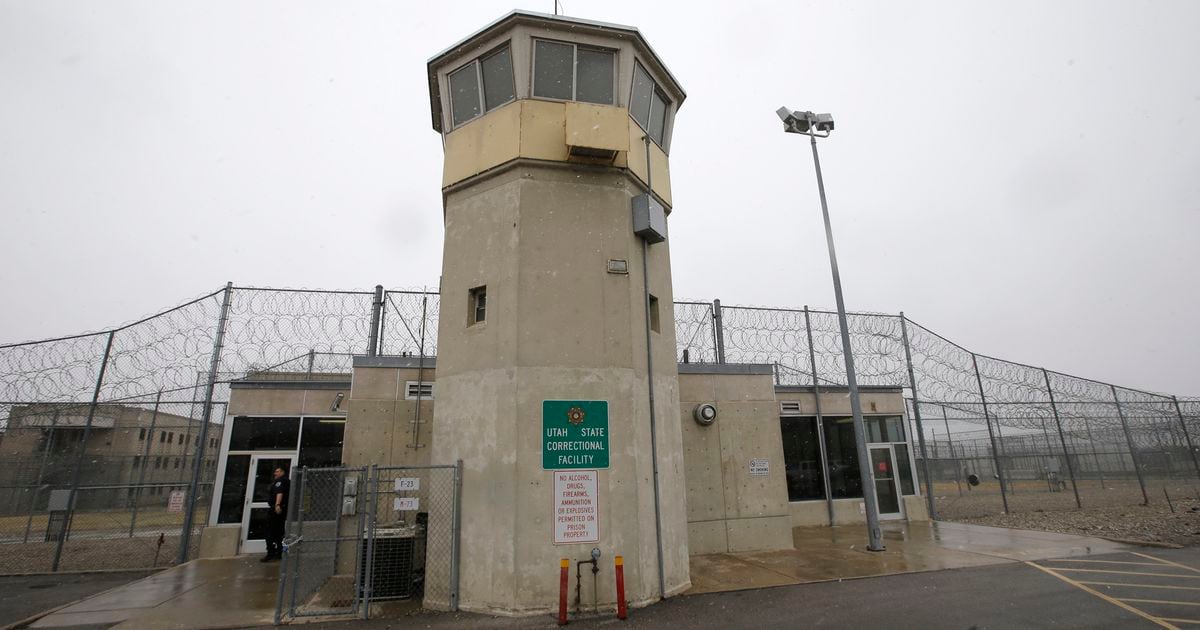 2 inmates stabbed at Utah State Prison