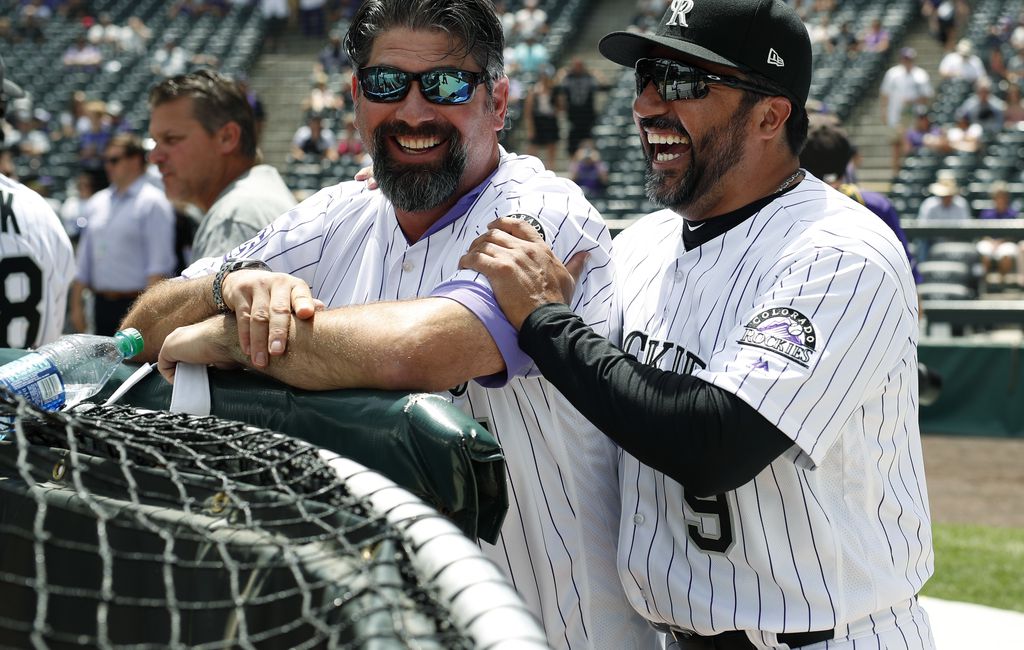 Todd Helton cited on DUI charge, enters treatment center