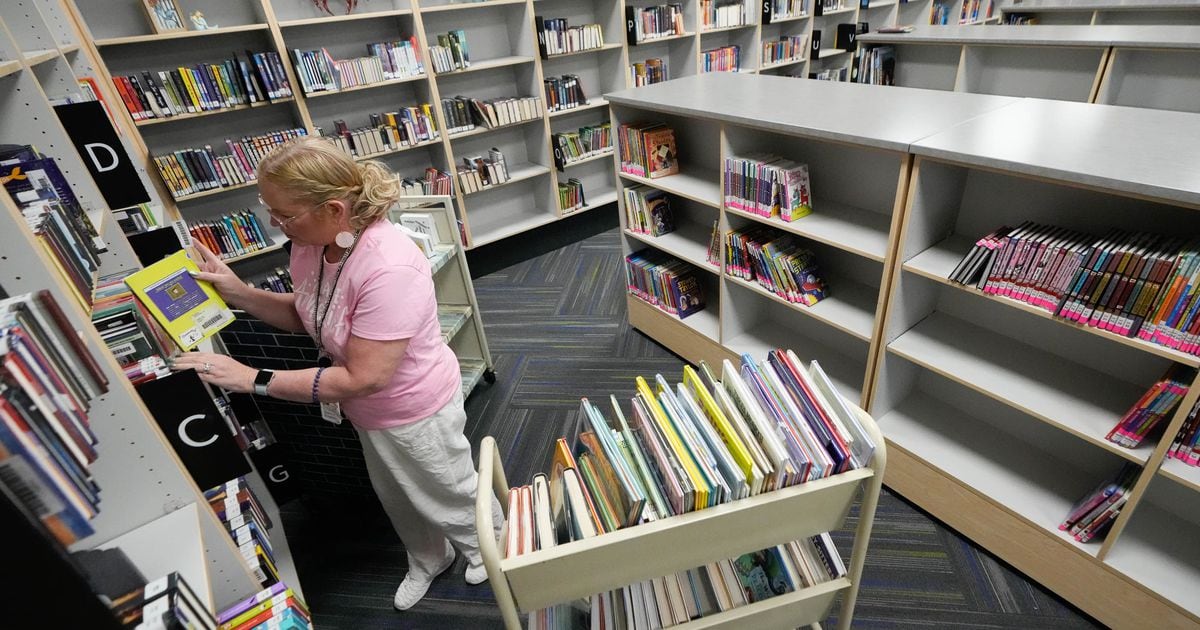 Utah book ban: How titles could be removed from all school shelves Photo