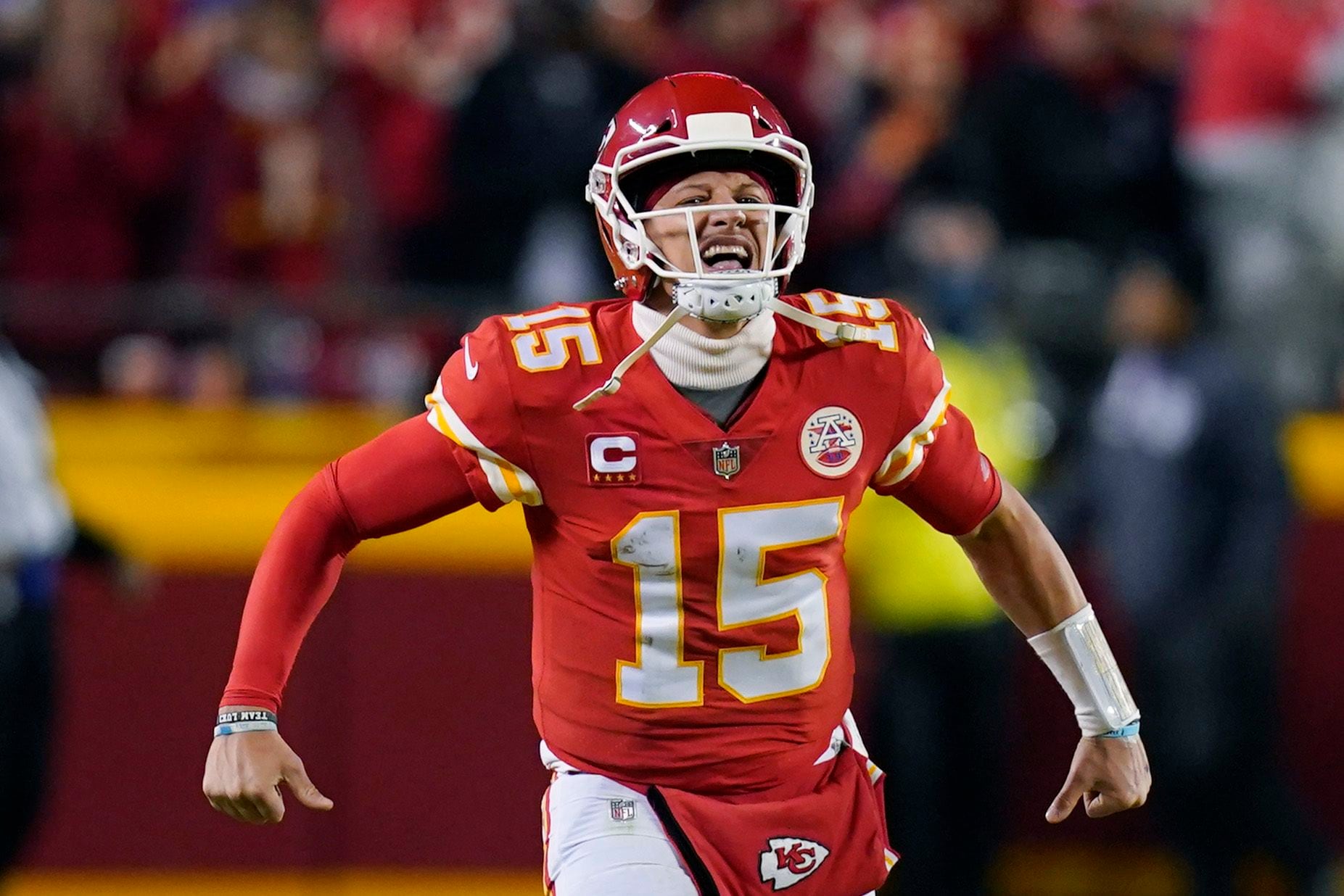 Ex-NFL QB Snubs Josh Allen and Patrick Mahomes; Proposes NFL's Miracle Man  to Grace Madden 24 Cover - EssentiallySports