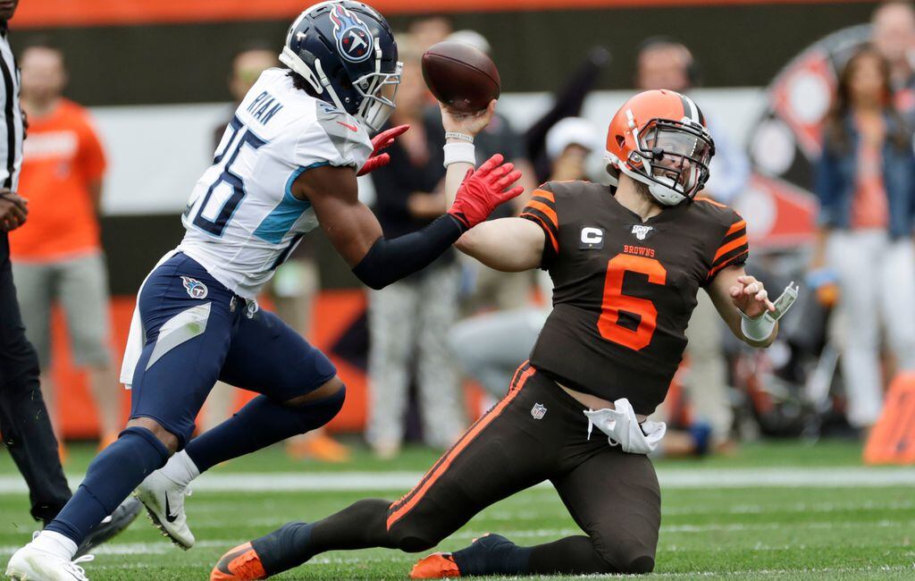 Baker Mayfield plays four series, throws touchdown before departing - NBC  Sports