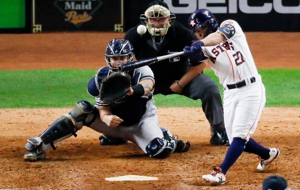JOSE ALTUVE SENDS THE ASTROS TO THE WORLD SERIES : r/baseball