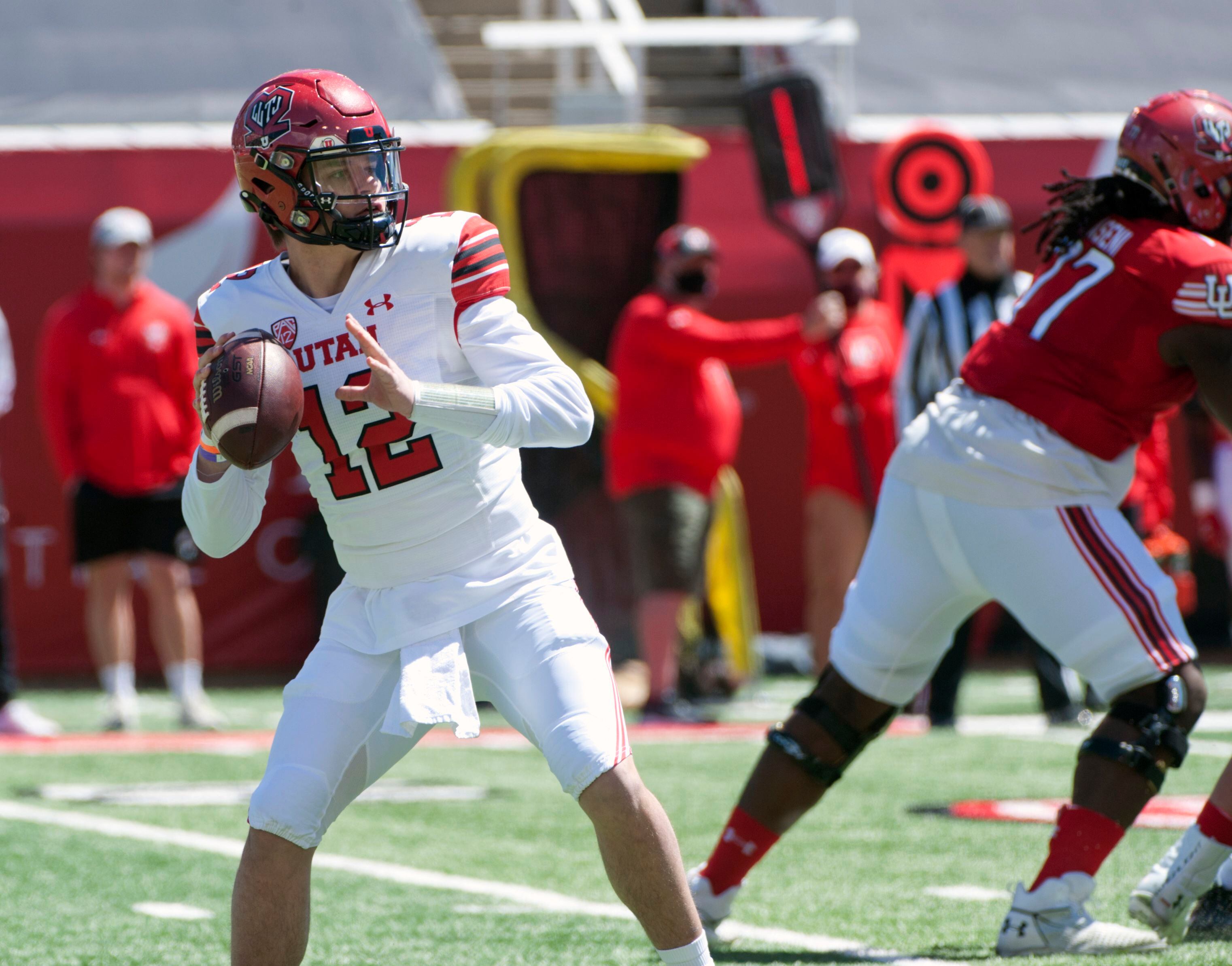 Oklahoma football: Baker Mayfield's jersey, cleats featured at College  Football Hall of Fame, Sports