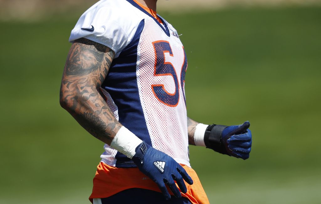 Broncos linebacker Shane Ray far from ready to concede job to new kid