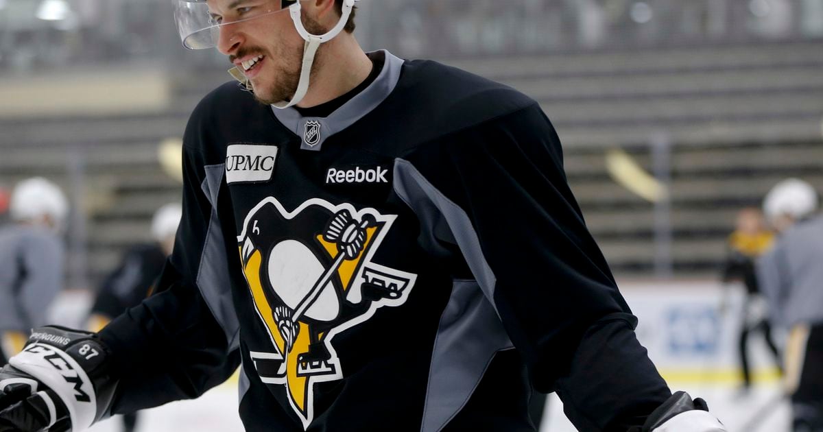Pittsburgh Penguins captain Sidney Crosby returns to practice