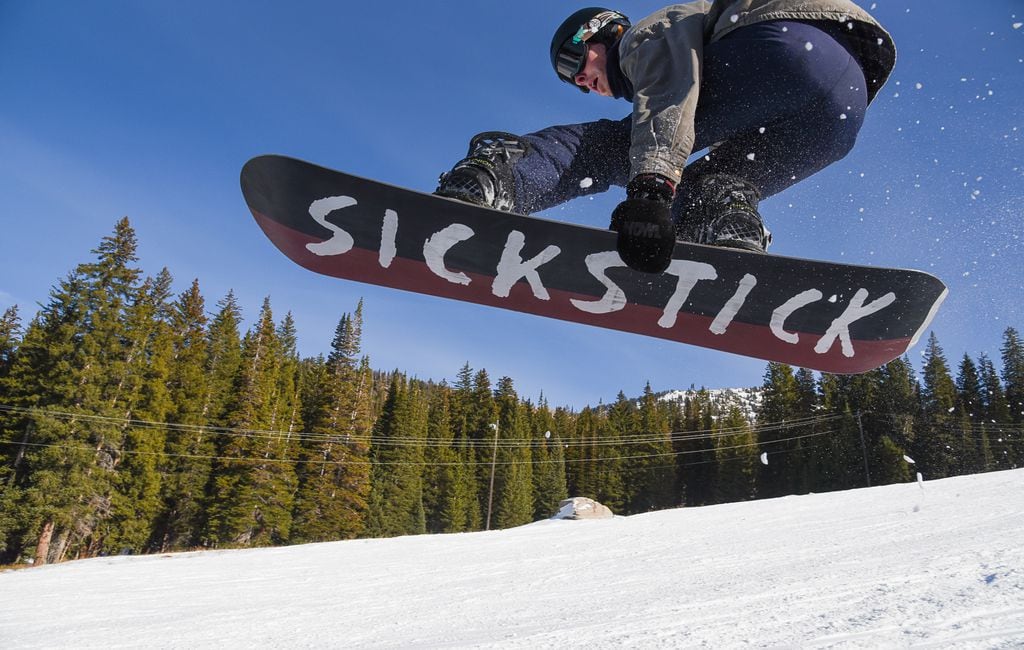 Shaun White's next mountain: businessman, snowboard maker