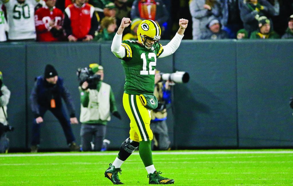 Rodgers rallies Packers past 49ers with last-minute drive