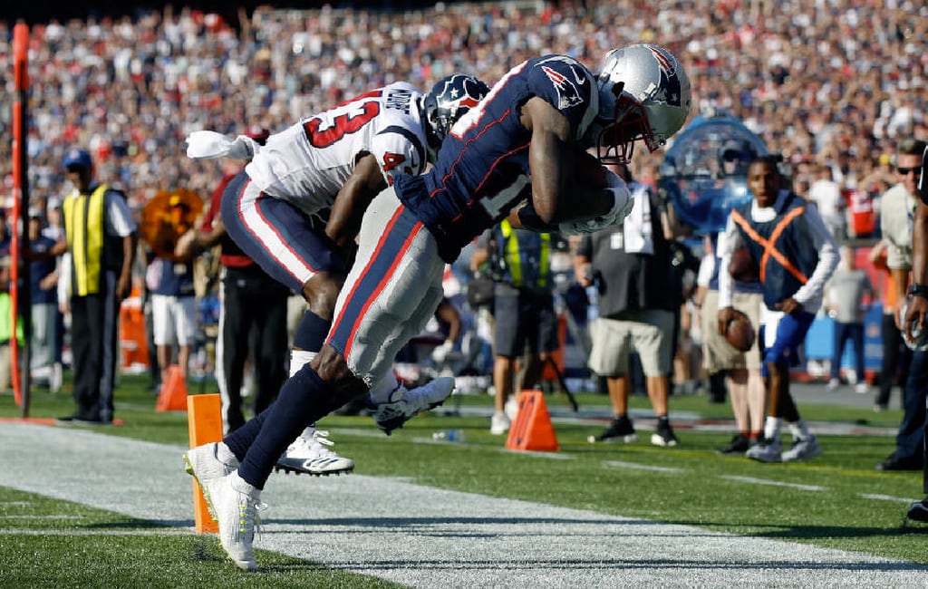 Why Keelan Cole's controversial TD catch in Raiders vs. Patriots was upheld  by officials