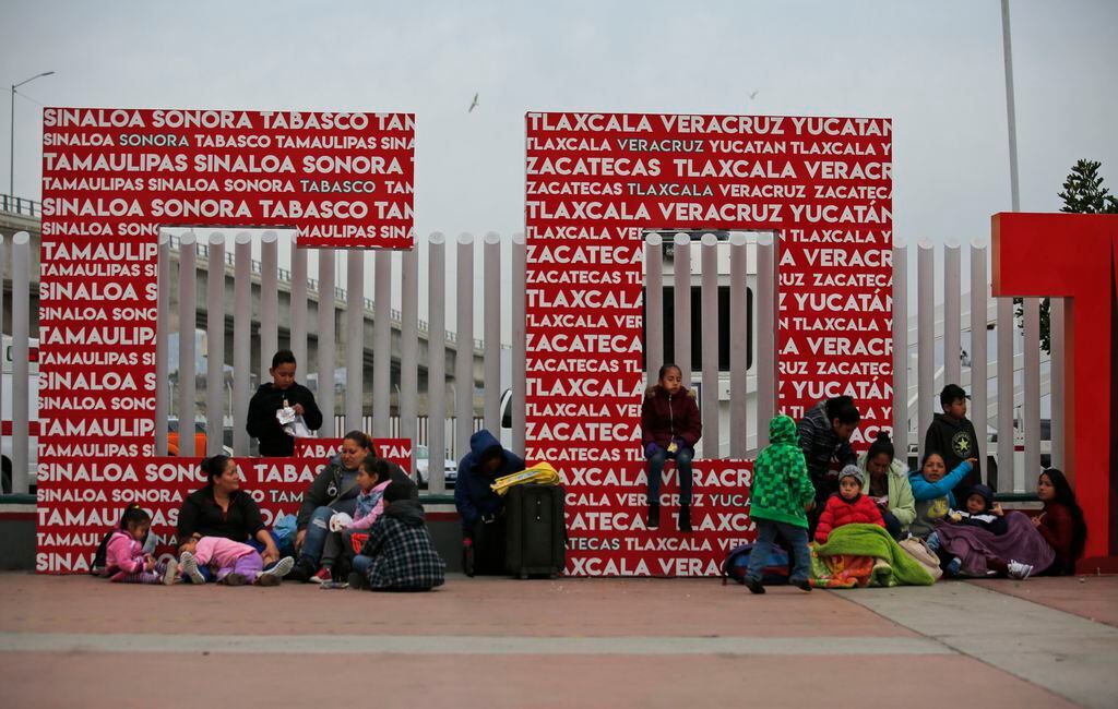 Supreme Court rejects Trump plea to enforce asylum ban