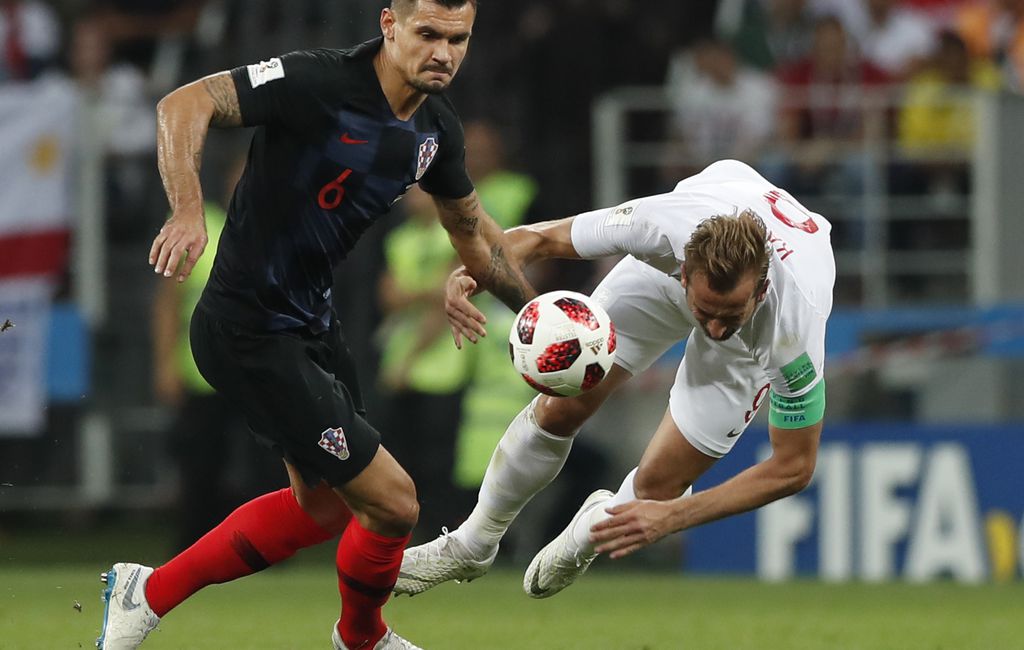 France beats England 2-1, advancing to semifinals at World Cup