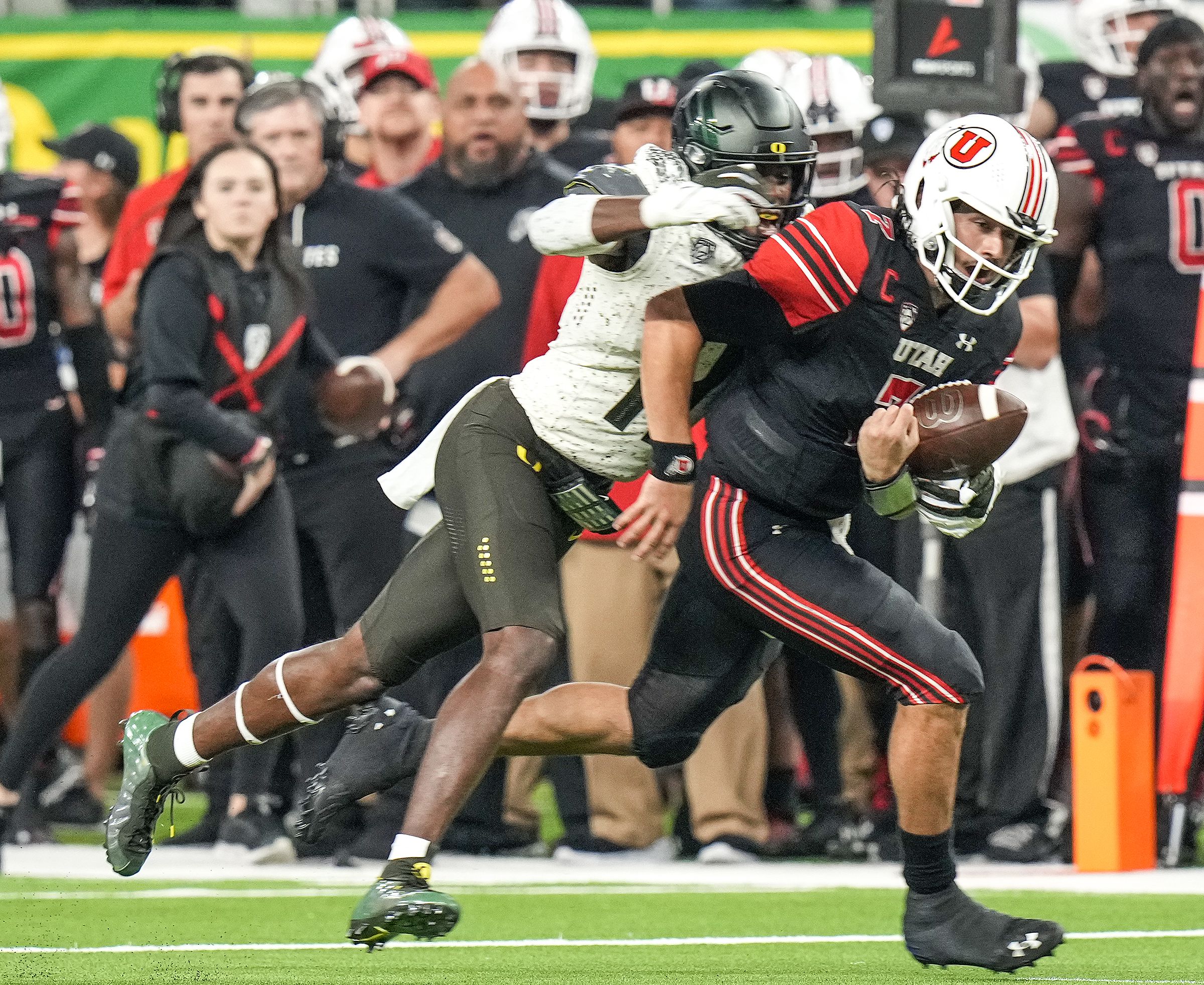 Oregon Ducks 2022 Football Schedule Utah Football's 2022 Schedule Highlighted By Opener At Florida, Late-Season  Showdown At Oregon