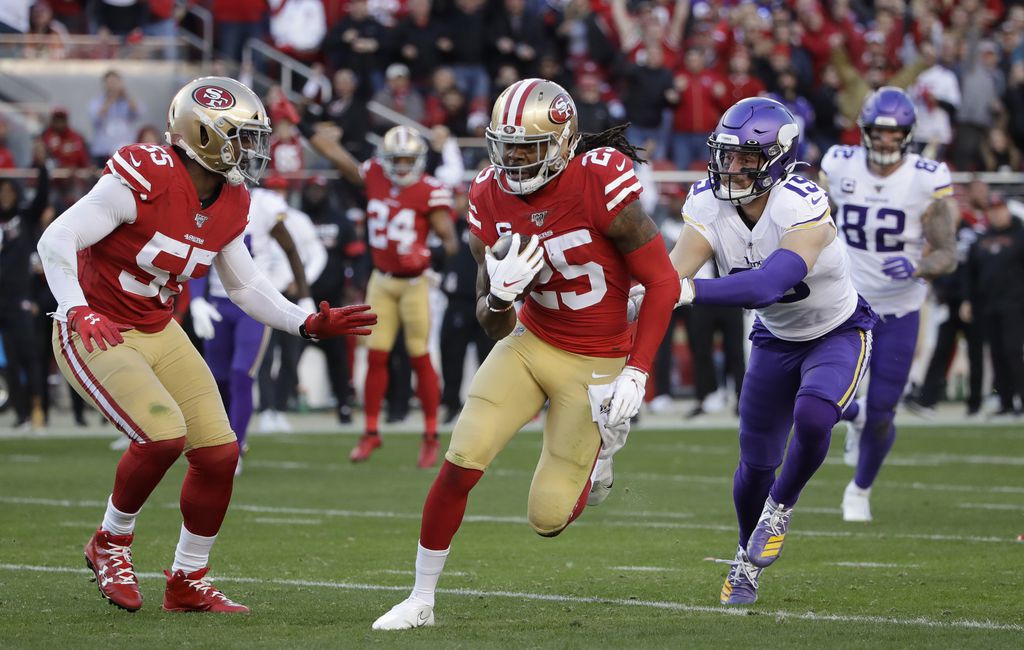 San Francisco 49ers defensive end Dee Ford (55) salutes the fans during an  NFL divisional playoff game against the Minnesota Vikings, Saturday, Jan.  11, 2020, in Santa Clara, Calif. The 49ers defeated