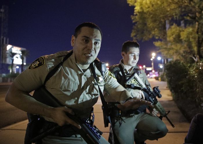 Mandalay Bay crowds appear low after Las Vegas shooting