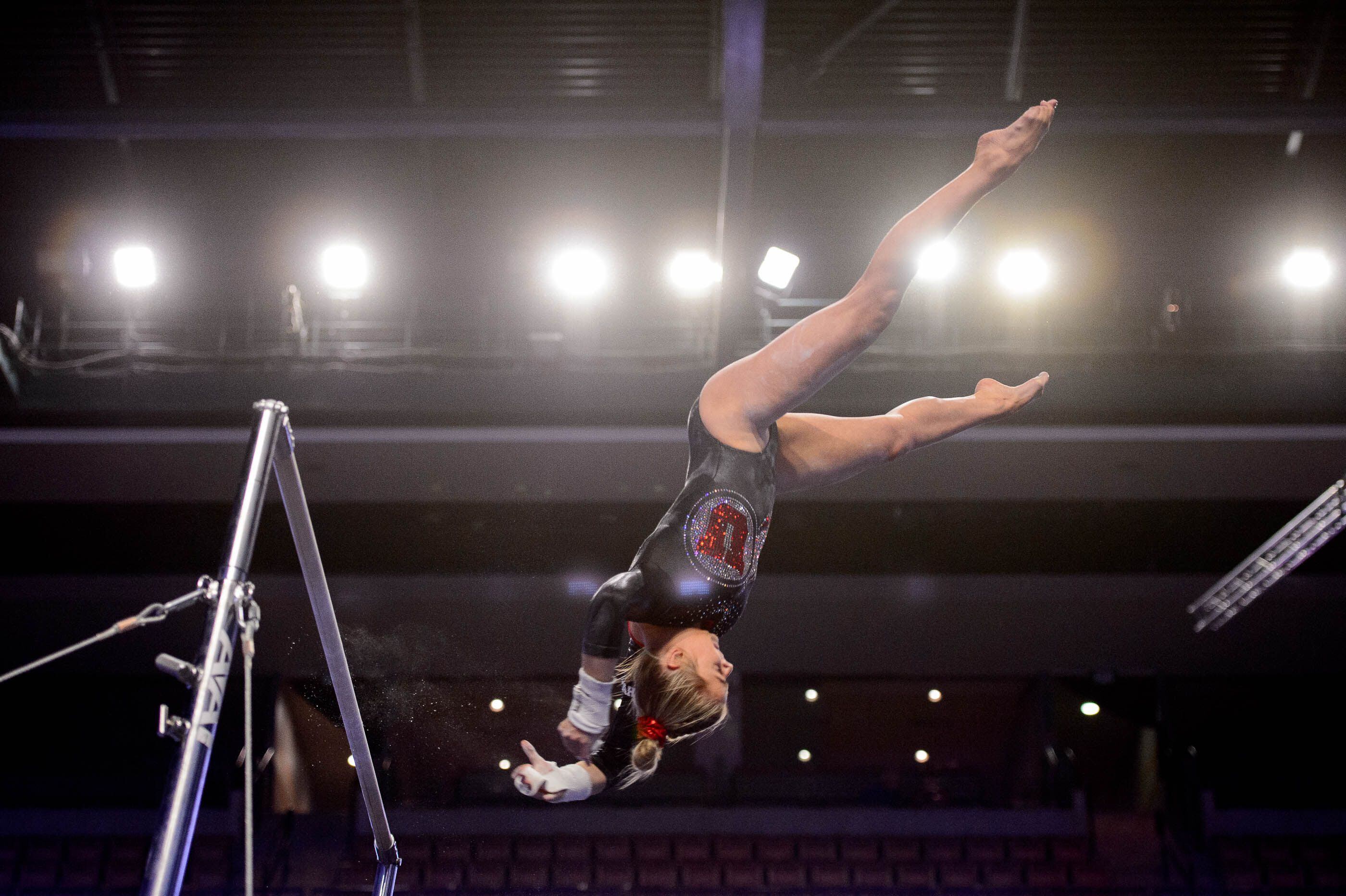 (Trent Nelson | The Salt Lake Tribune) Utah's Hunter Dula on the bars at the Best of Utah NCAA Gymnastics Meet in West Valley City on Saturday, Jan. 11, 2020.