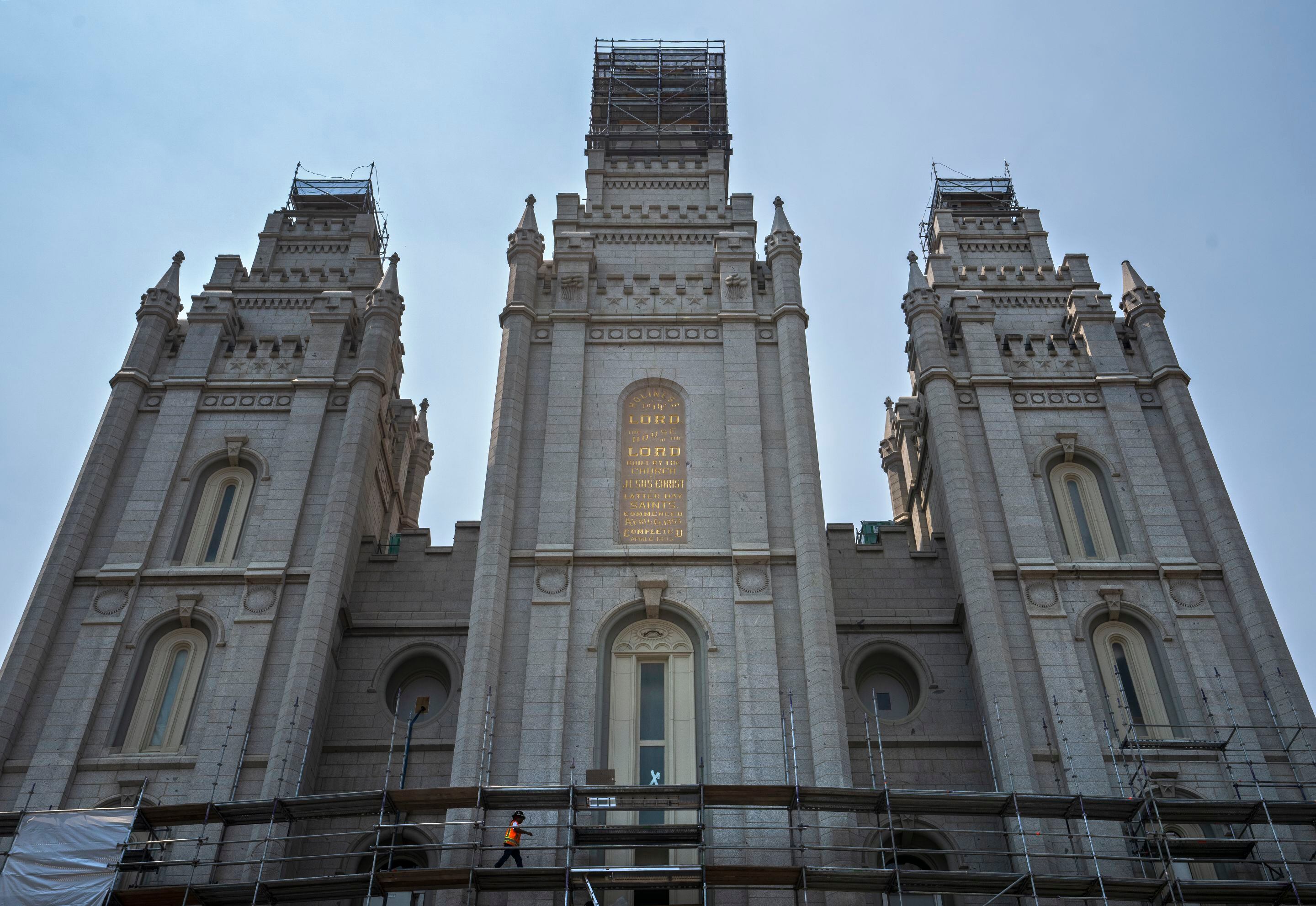 can i take my dog to temple square