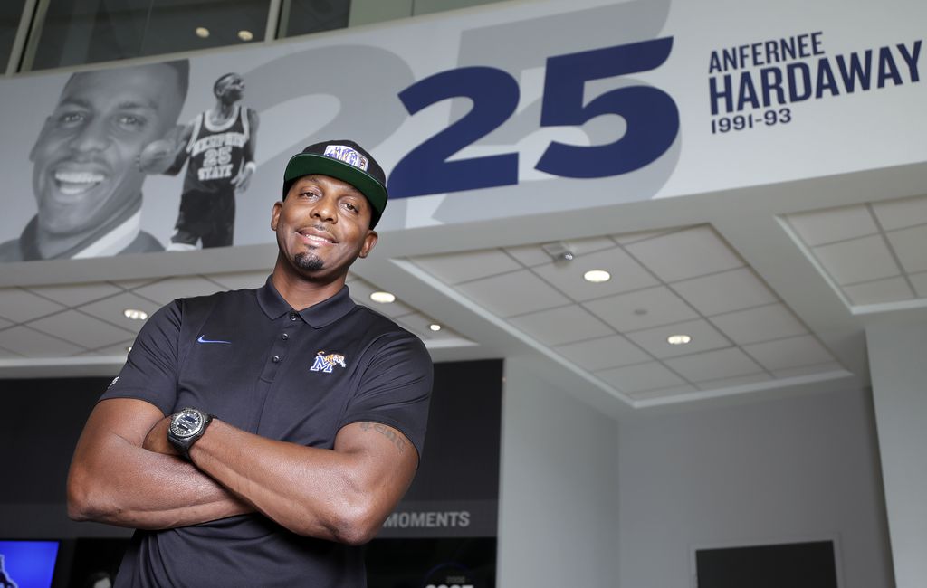 Penny Hardaway: Memphis Tigers basketball coach 'fixes all potholes'