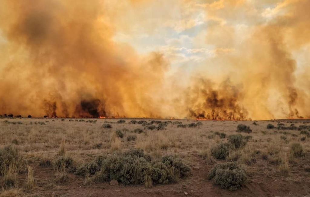 Smoke chokes Bryce Canyon National Park as Utah wildfire scorches 3,000  acres