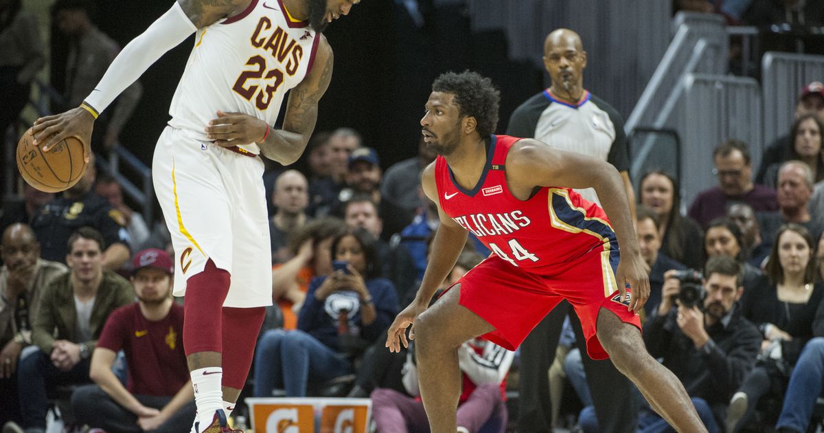 LeBron James sets double-figure scoring record, Cavs beat Pelicans