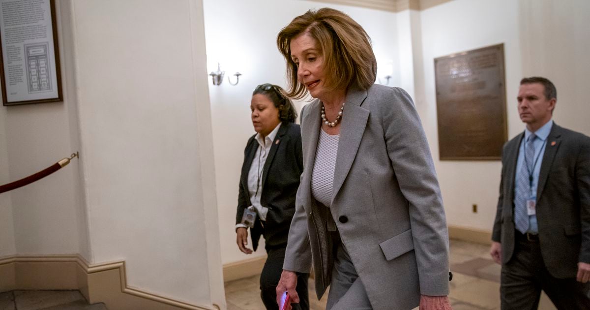 Pelosi: House moving to send impeachment to Senate next week