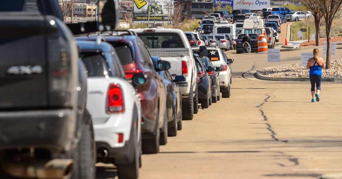 Utah DMV will reopen lobby service — after weeks of hourslong driveup