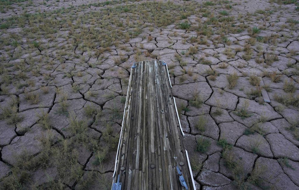 Between a Desert and a Dry Place: Las Vegas and Water