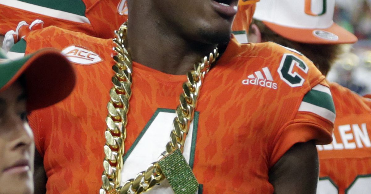 The U is back! No. 7 Miami romps in 41-8 upset of No. 3 Notre Dame – New  York Daily News