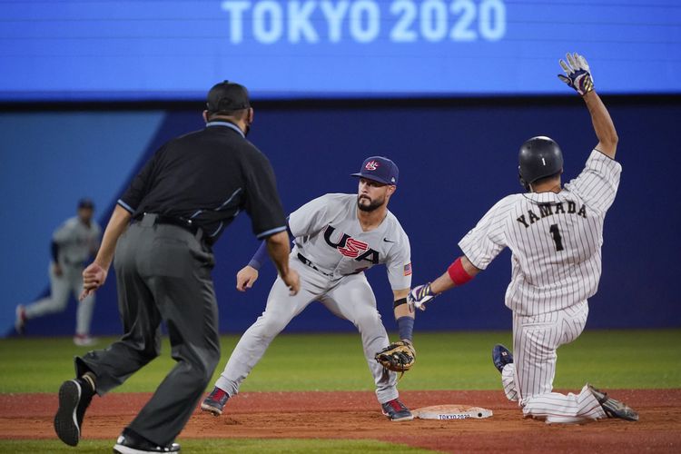 Olympic skater Alvarez achieves another goal: his MLB debut - The