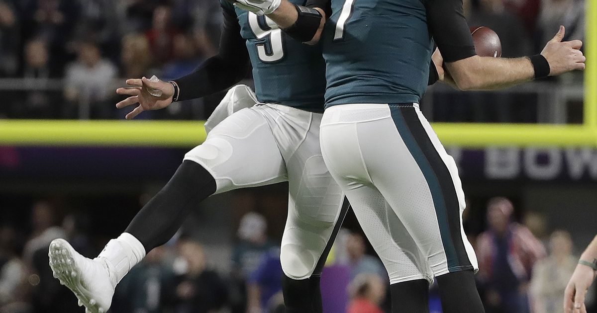 Grateful' Carson Wentz hauls injury-hit Eagles back into playoff