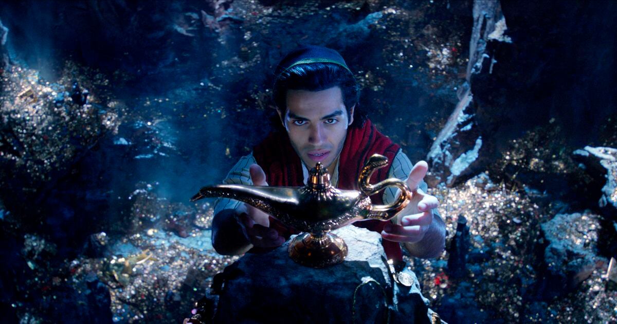 The Costumes in the Live Action 'Aladdin' Include Authentic Middle Eastern  References and Modern Day Streetwear Influences - Fashionista