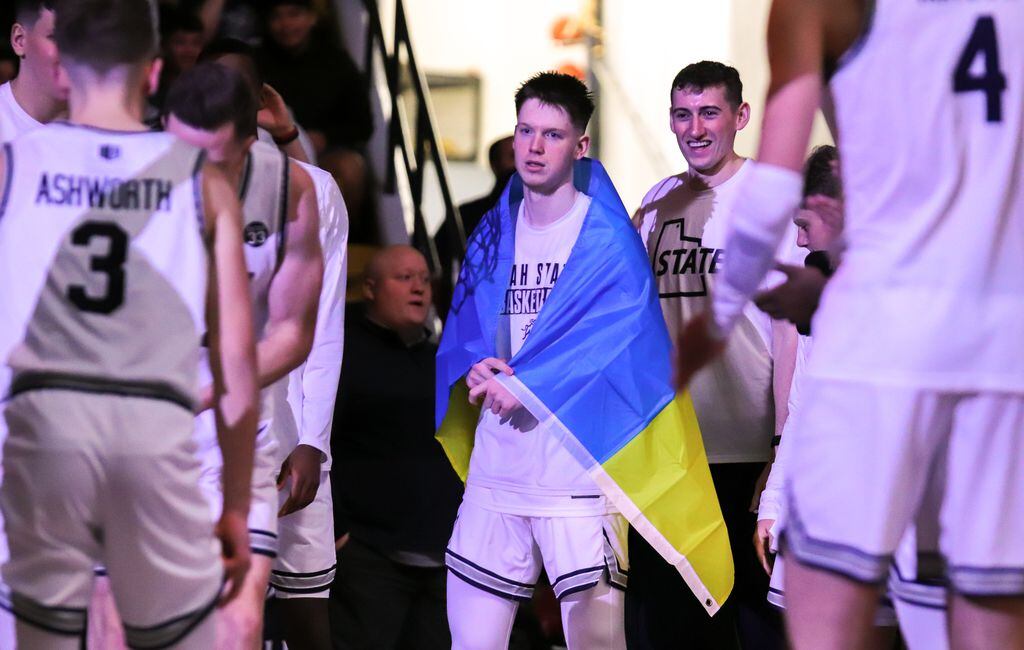 Colorado State apologizes after fans chant 'Russia' at Utah State player  from Ukraine