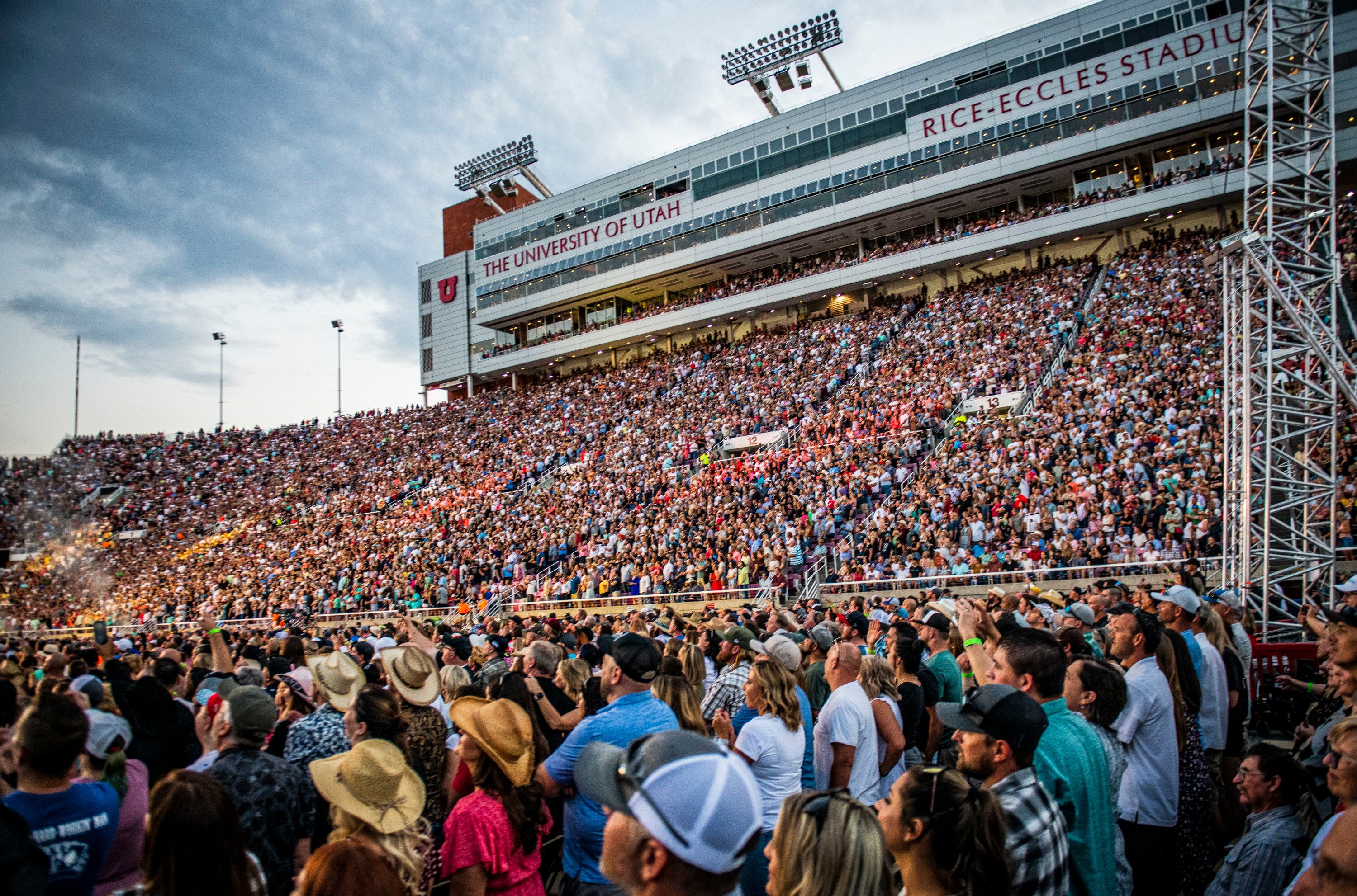 Why Garth Brooks is amazed by his Utah fans - Deseret News