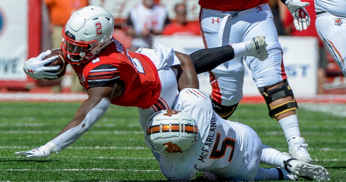 Former Utah Running Back Zack Moss Scores First Rushing Touchdowns