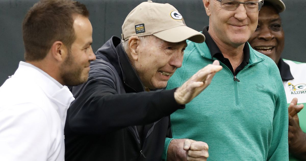 Bart Starr, 1960s Green Bay quarterback, dies at 85 - Wausau Pilot & Review