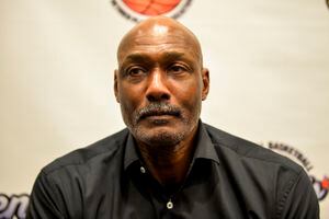 Karl Malone Dodges Question About Impregnating A Minor When He Was 20 –
