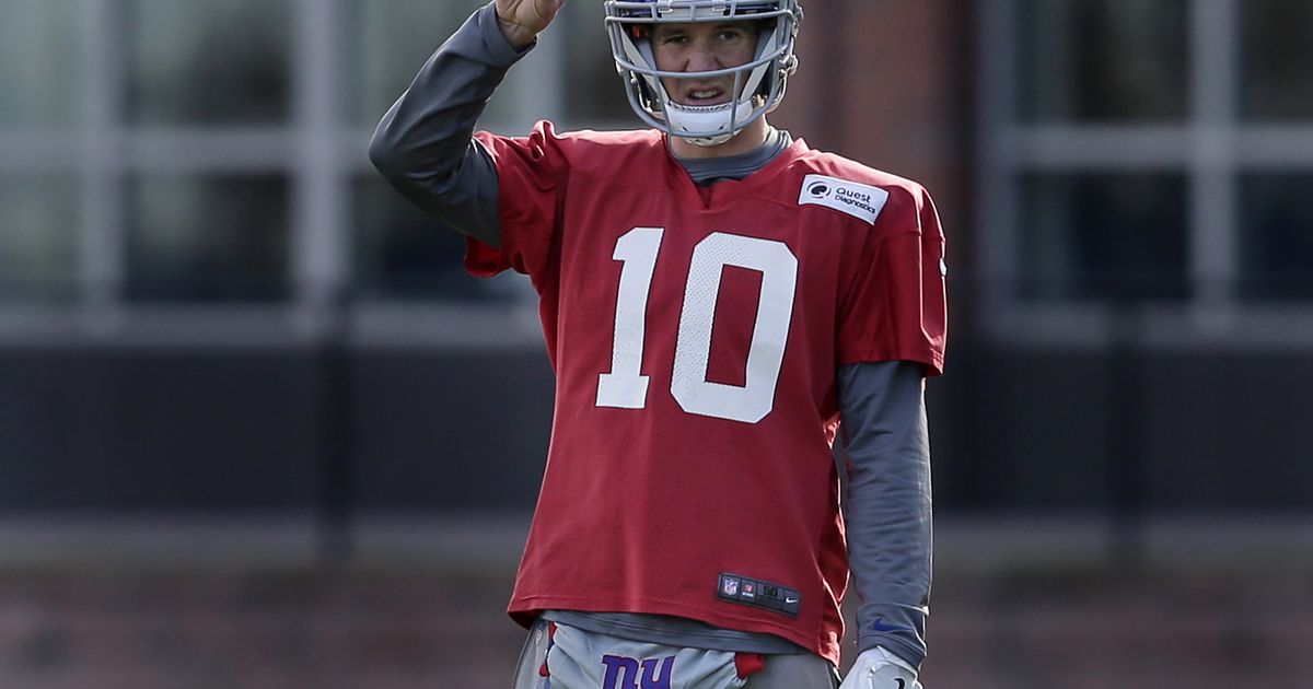 NY Giants: Eli Manning, Davis Webb say they have something to prove