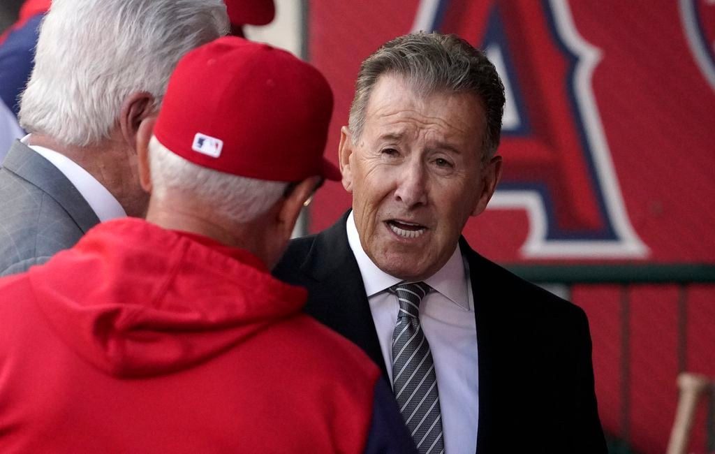 Los Angeles Angels owner looking to sell MLB franchise