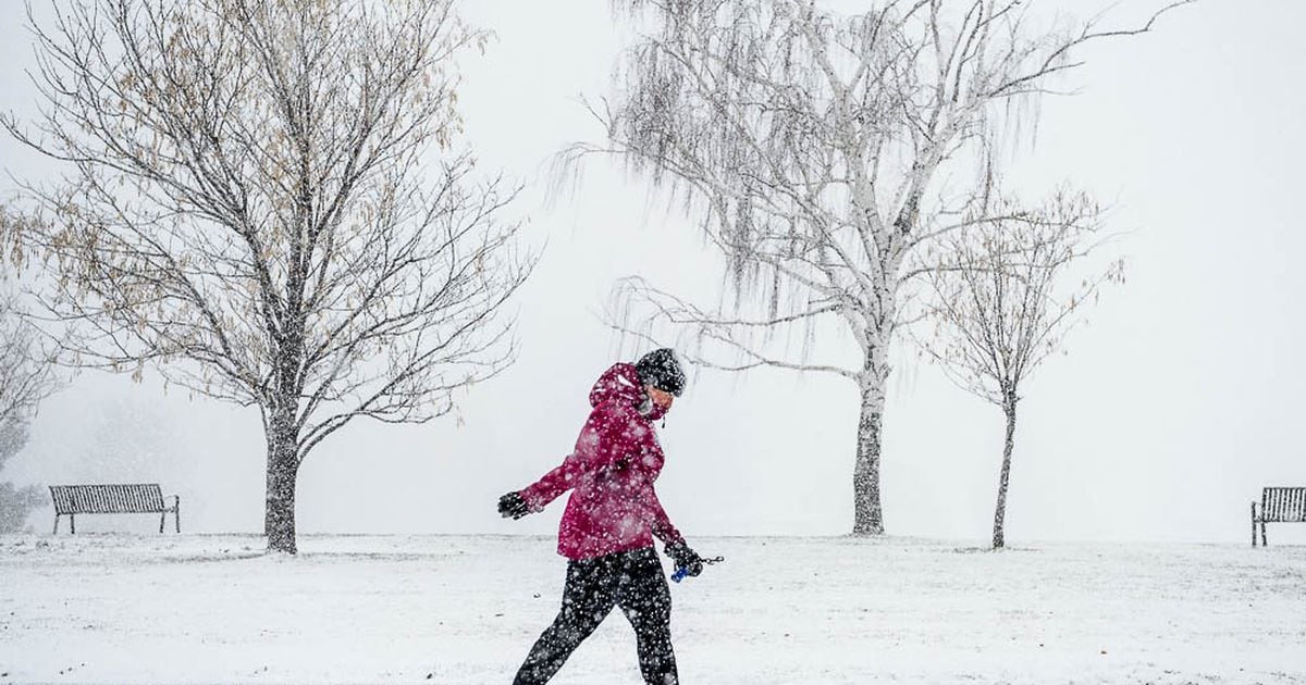 Huge winter storm hits northern Utah; 48 inches of snow