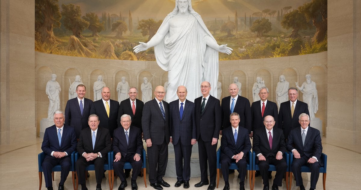 Photo captures history — all 15 top Latterday Saint leaders in Rome