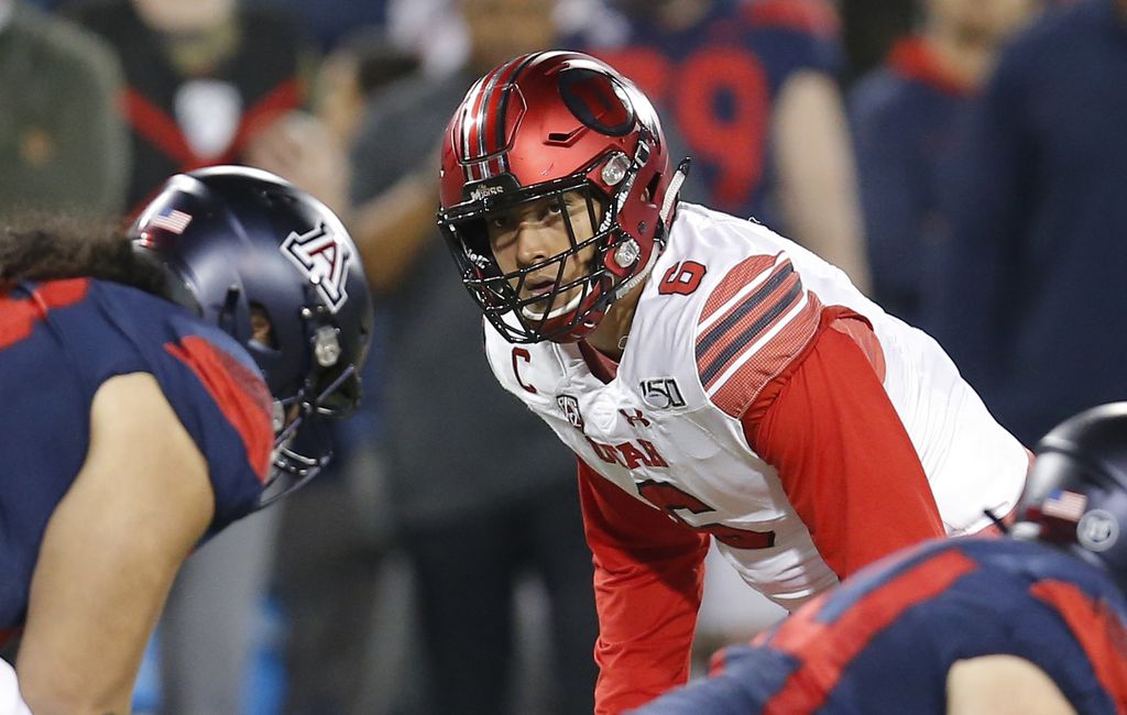 Bradlee Anae gives Utah a Pac-12 Defensive Lineman of the Week award for a  fifth straight game