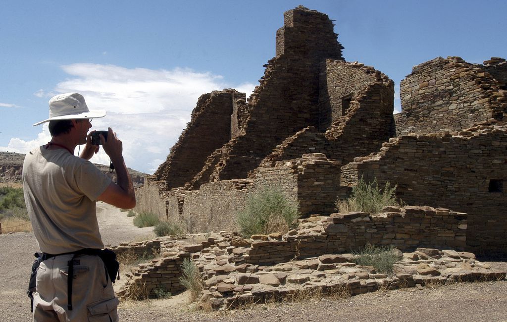 U.S. officials cite balance as goal for Chaco oil plan