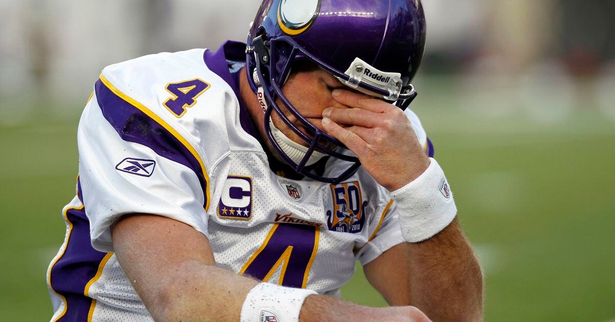 Brett Favre's Hall of Fame display has both Minnesota Vikings