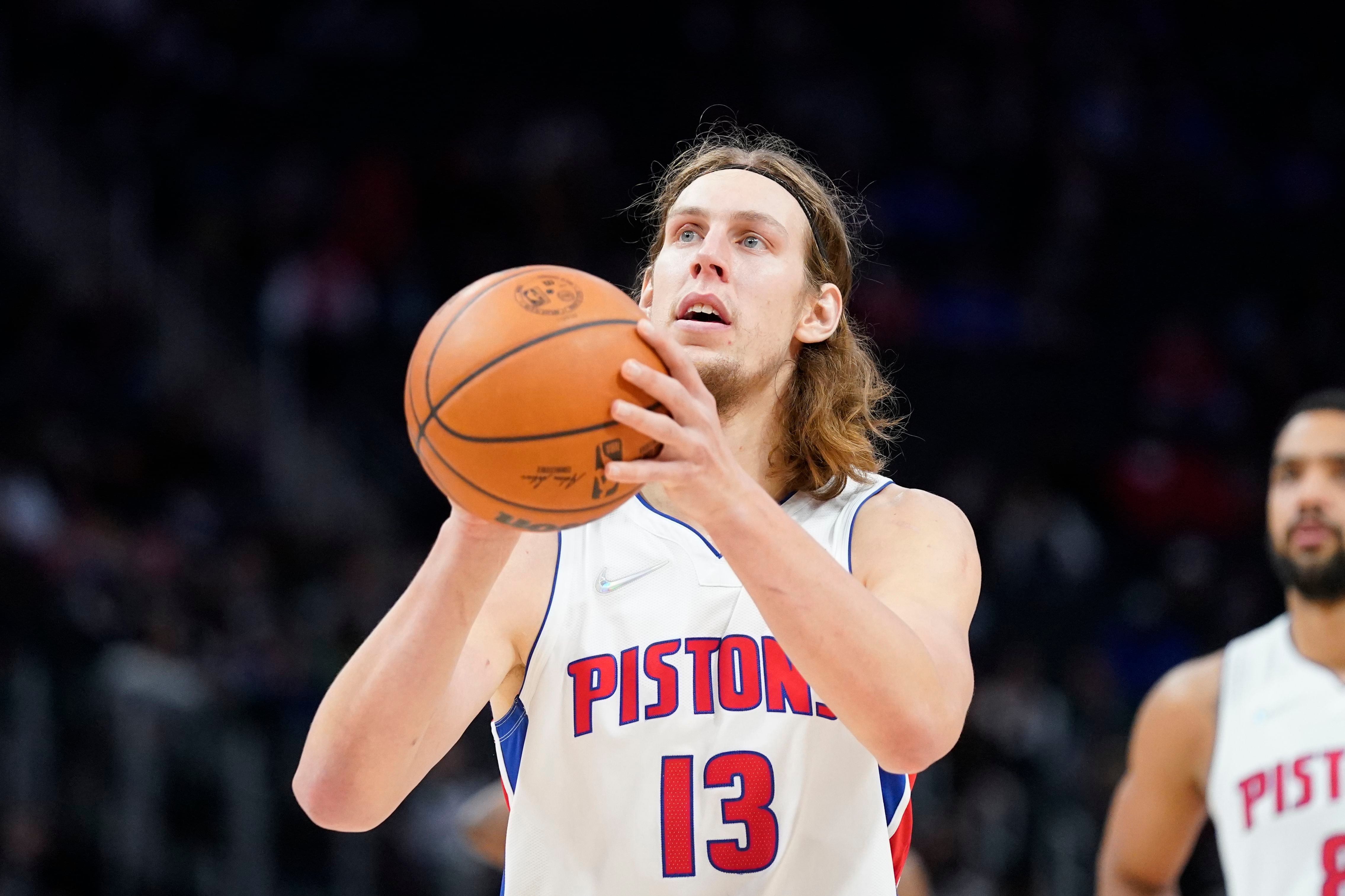 With no backup center, I hope we trade for Kelly Olynyk. I think he fits  what our team needs : r/lakers