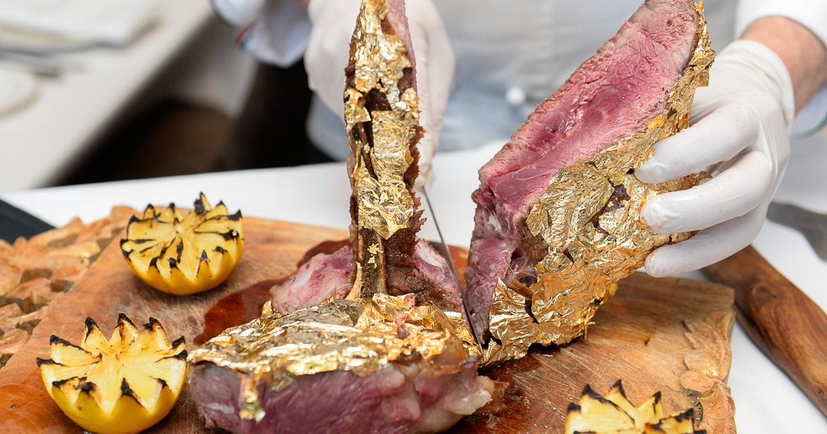 This restaurant sells the most expensive — and extravagant — steak in