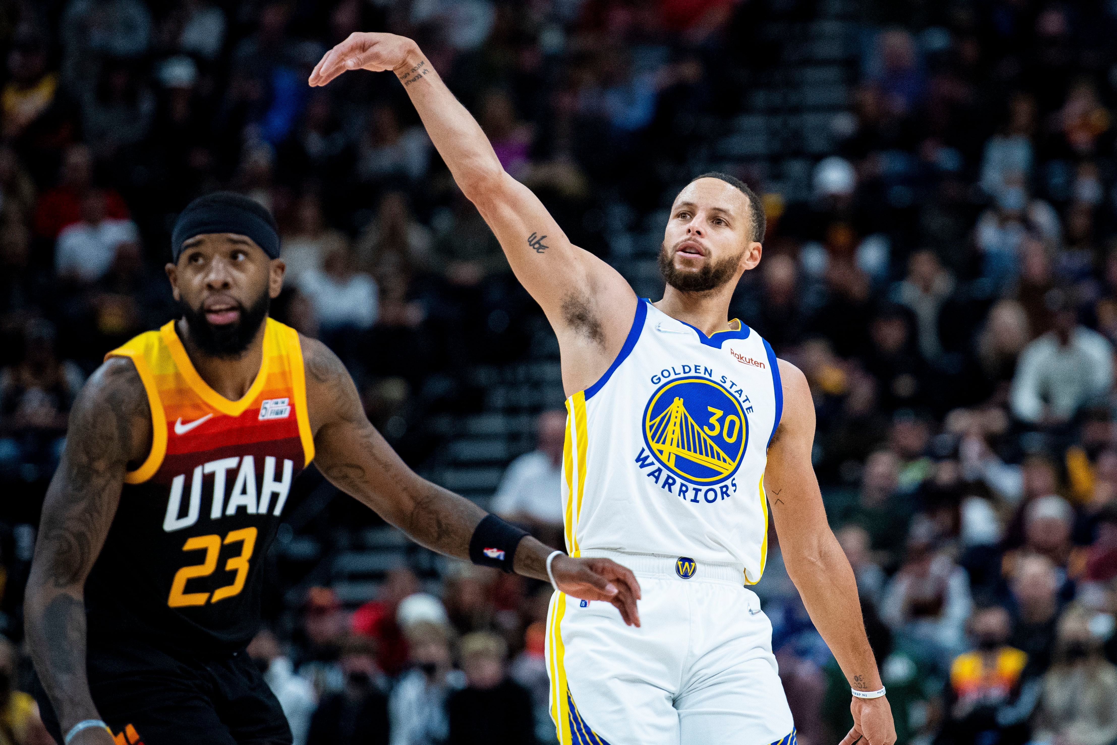 NBA Regular Season: Utah Jazz (40-37) at Golden State Warriors (44