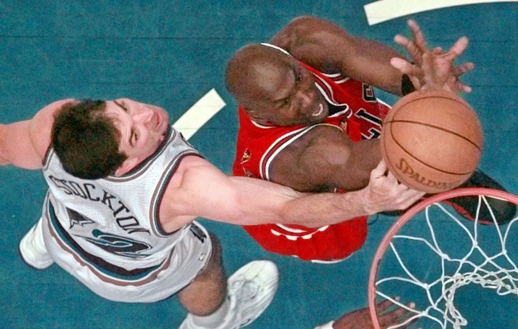 Michael Jordan 1998 'The Last Dance' Chicago Bulls Signed & Game