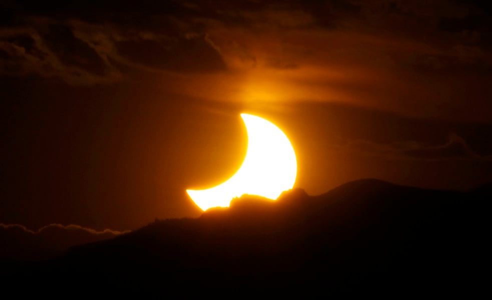 Did a solar eclipse darken the skies during Jesus’ crucifixion? The
