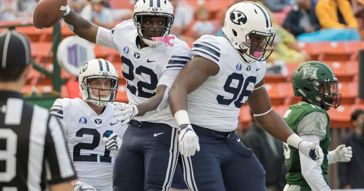 BYU ends season with a dominating win over Hawaii, 30-20