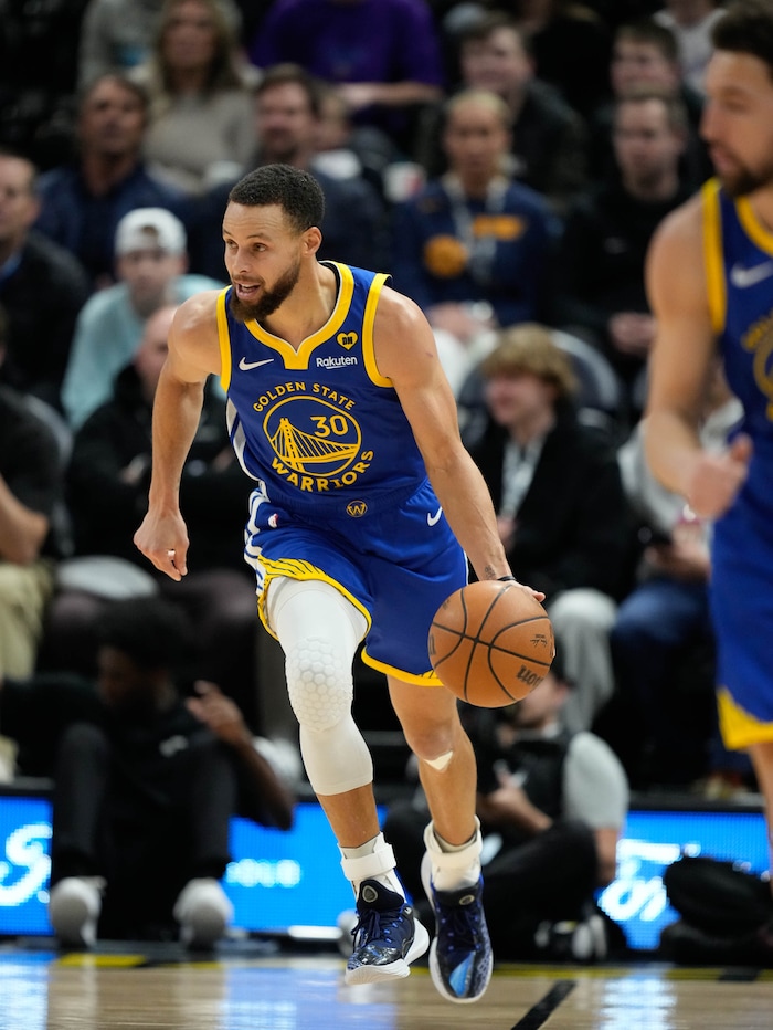 (Francisco Kjolseth  |  The Salt Lake Tribune) Golden State Warriors guard Stephen Curry (30) drives the ball down the court against the Utah Jazz during an NBA basketball game Thursday, Feb. 15, 2024, in Salt Lake City.