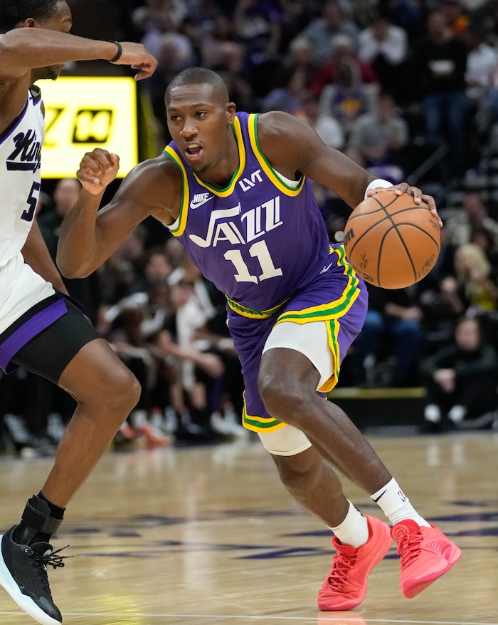 (Francisco Kjolseth  |  The Salt Lake Tribune) Utah Jazz guard Kris Dunn (11) drives the ball as the Utah Jazz host the Sacramento Kings, during NBA basketball in Salt Lake City on Wednesday, Oct. 25, 2023.